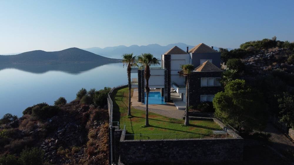 Villa in Community of Elounta, Agios Nikolaos Municipal Unit, Greece 1 - 16582455