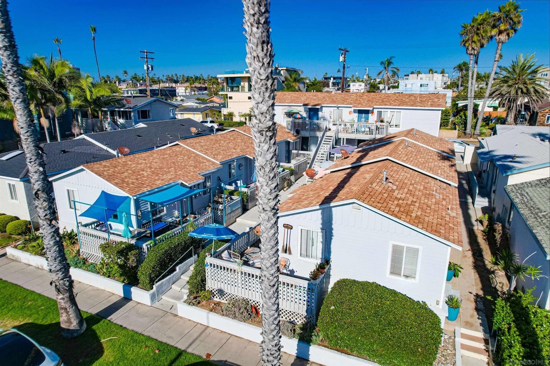Oceanside, California, United States 5 - 16596450