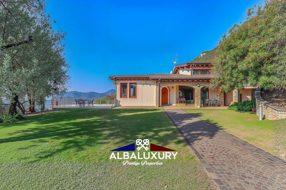 Villa in Salo, Lombardy, Italy 5 - 16605968