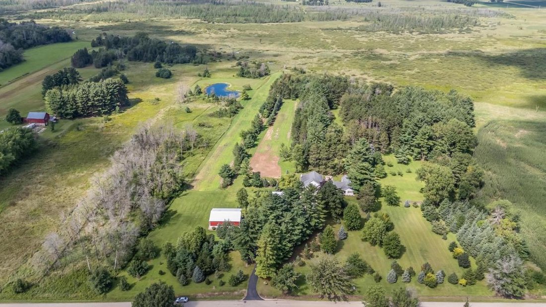 House in 54963, Wisconsin, United States 2 - 16597864