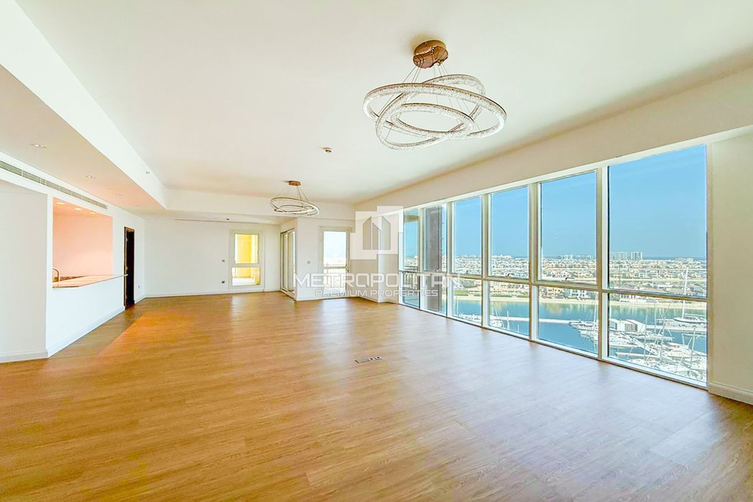 Apartment in Palm Jumeirah, Dubai, United Arab Emirates 1 - 16583052