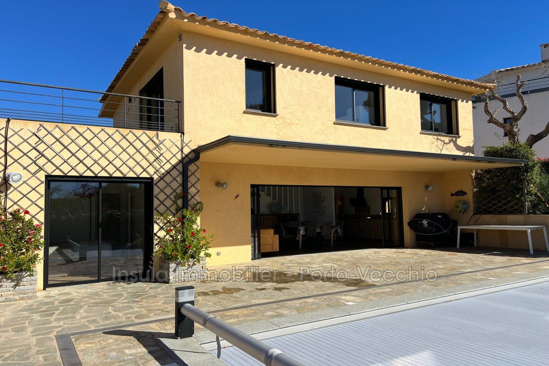 Villa in Sainte-Lucie-de-Porto-Vecchio, Corsica, France 2 - 16392274