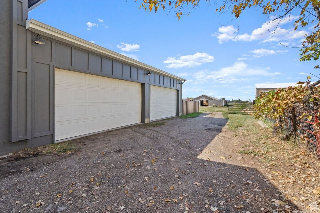 House in Clearfield, Utah, United States 3 - 16592557