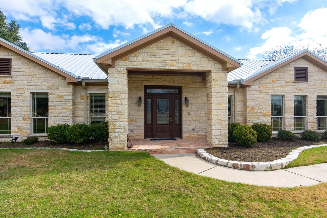 House in Salado, Texas, United States 2 - 16589159