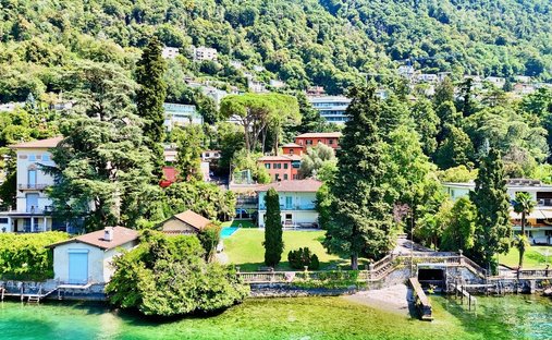 Villa in Bissone, Ticino, Switzerland 1