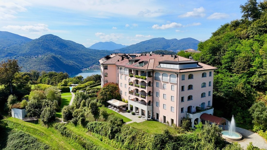 Apartment in Collina d'Oro, Ticino, Switzerland 4 - 16583203