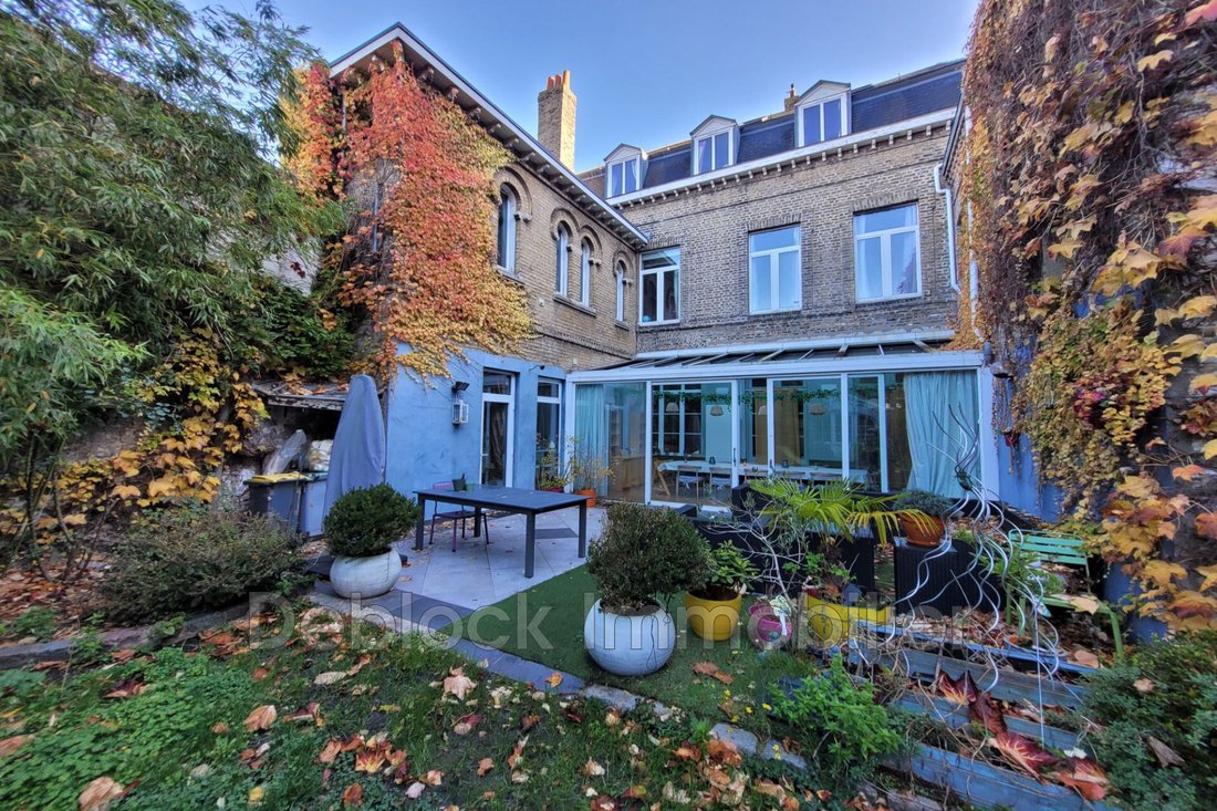 Villa in Bergues, Hauts-de-France, France 3 - 16597695