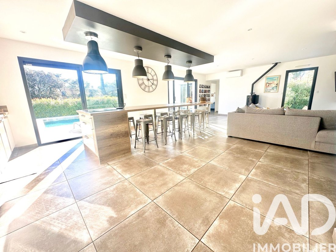 Casa en Uchaux, Provenza-Alpes-Costa Azul, Francia 5 - 16604040