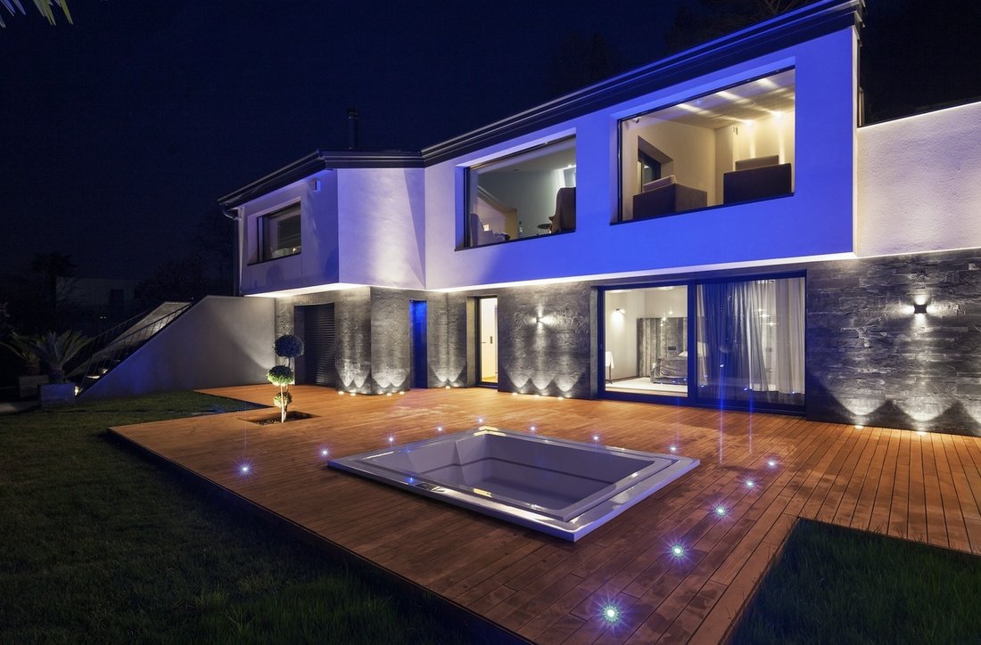 Luxury Modern Villa With Pool, Lugano Lake View & Private Dock