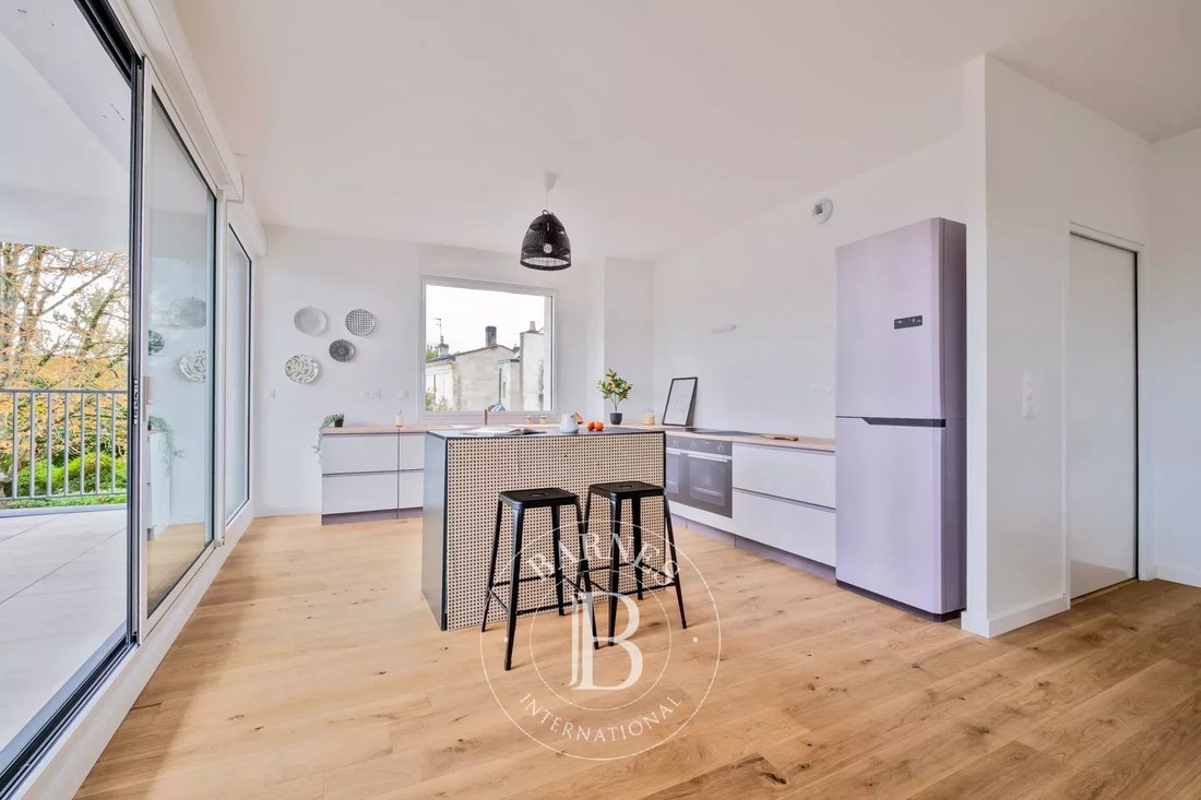 Apartment in Hôtel de Ville-Quinconce-Saint Seurin-Fondaudège, Bordeaux, France 5 - 16583753