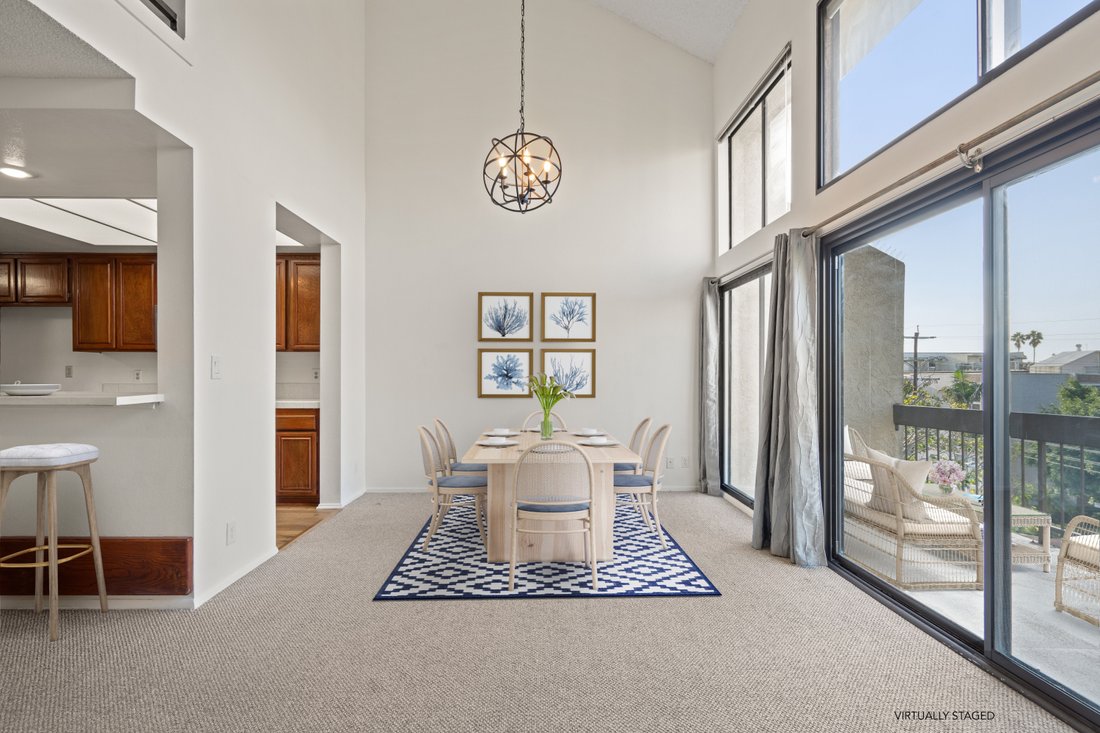 Condo in Los Angeles, California, United States 5 - 16583521