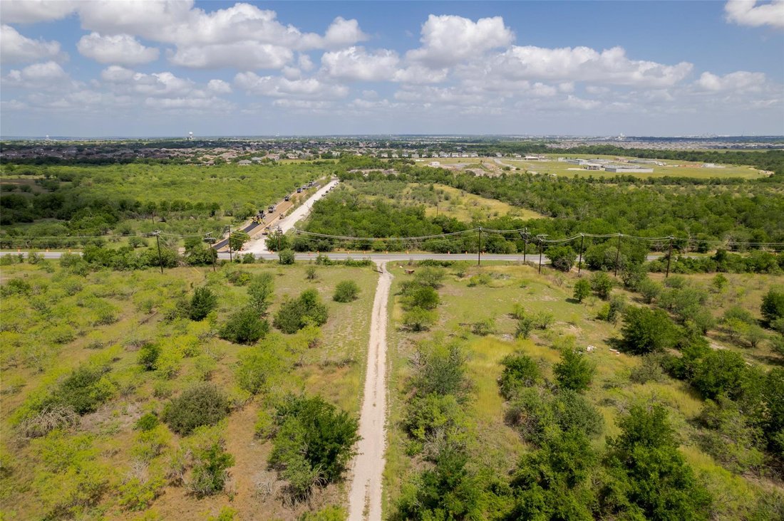 House in Kyle, Texas, United States 2 - 16590515