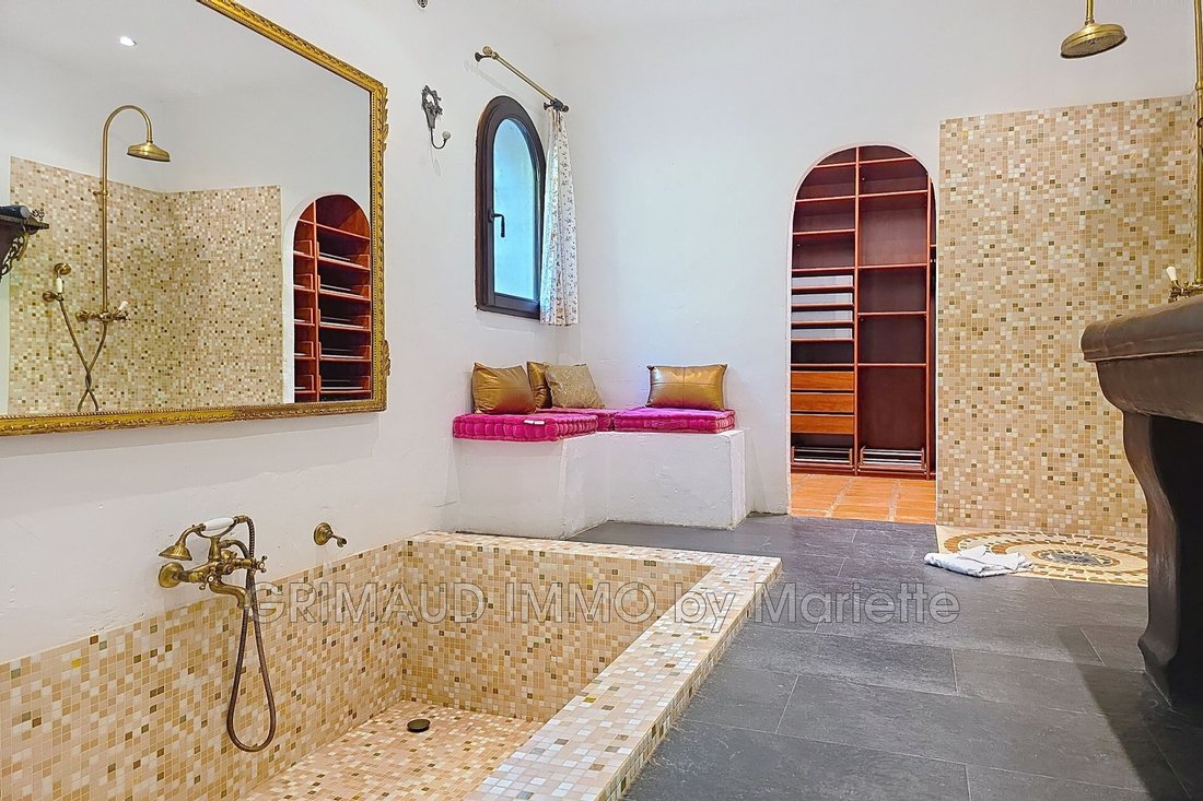 Villa in Grimaud, Provence-Alpes-Côte d'Azur, France 5 - 16597708
