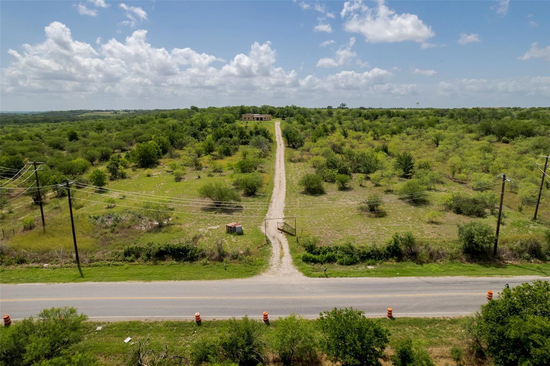 House in Kyle, Texas, United States 5 - 16590515