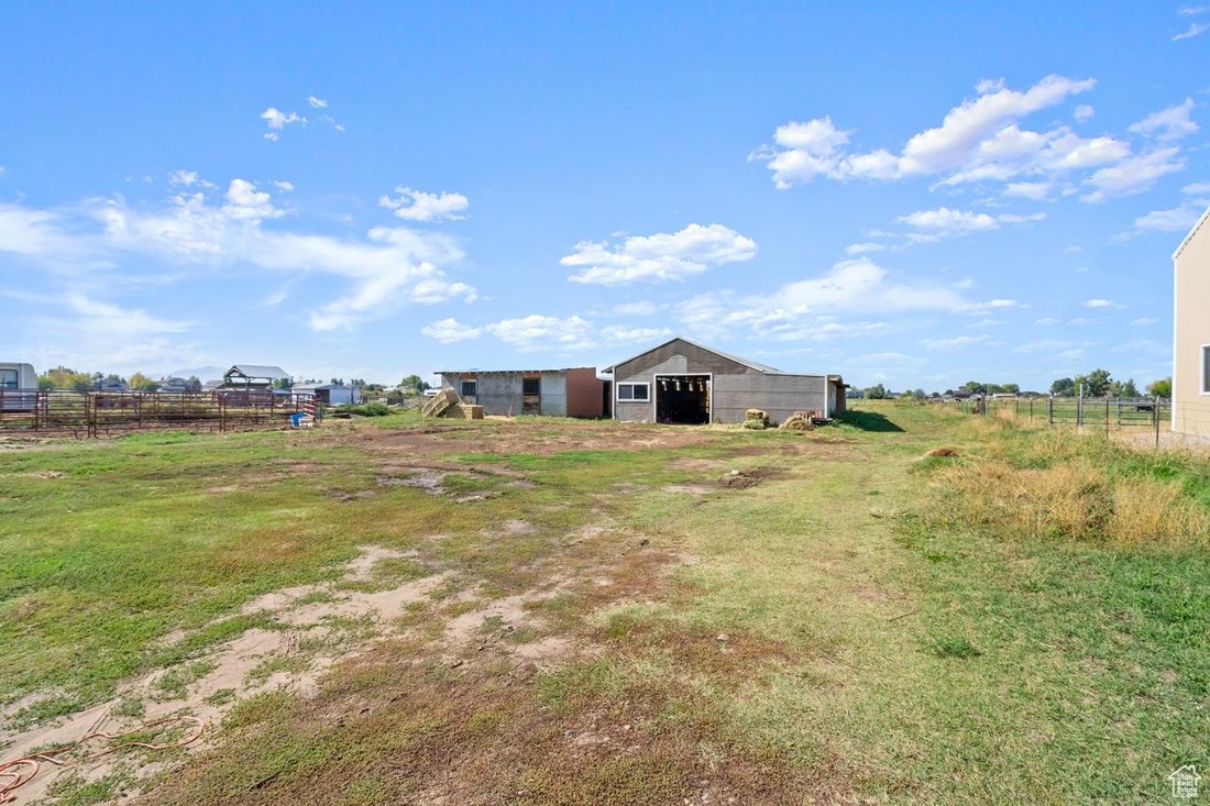House in Clearfield, Utah, United States 4 - 16592557