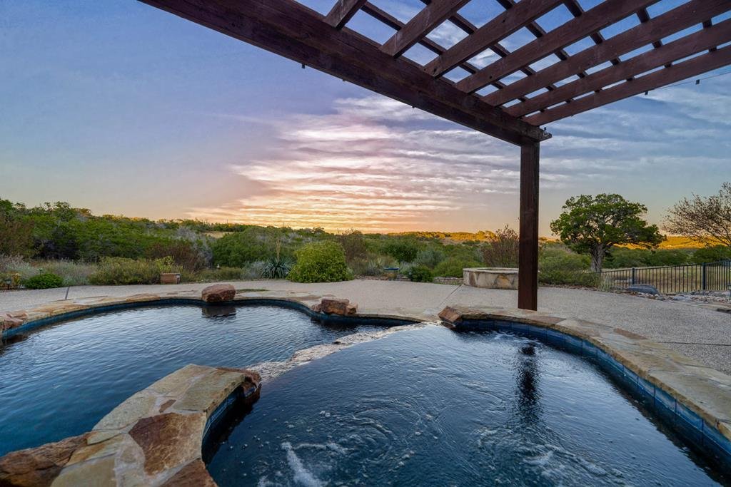House in Kerrville, Texas, United States 5 - 16605223