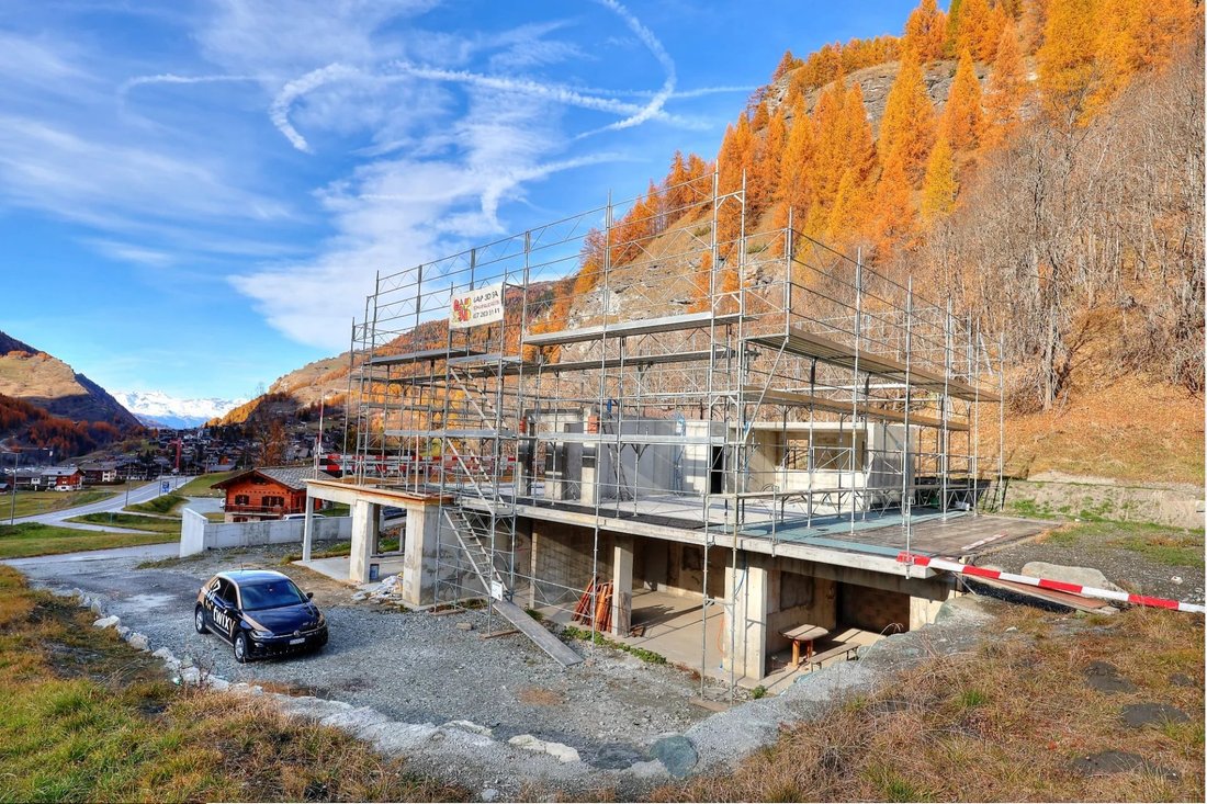 Spacious 3.5 Room Ground Floor Apartment With Private Garden