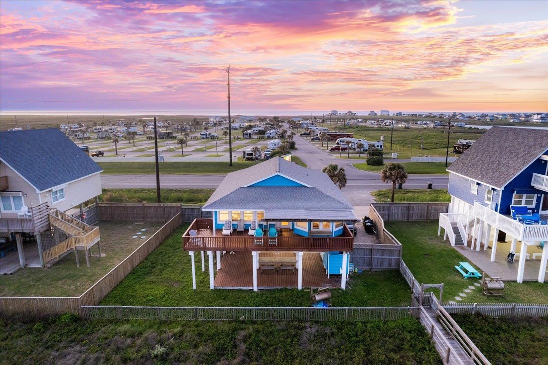 House in Galveston, Texas, United States 5 - 16588435
