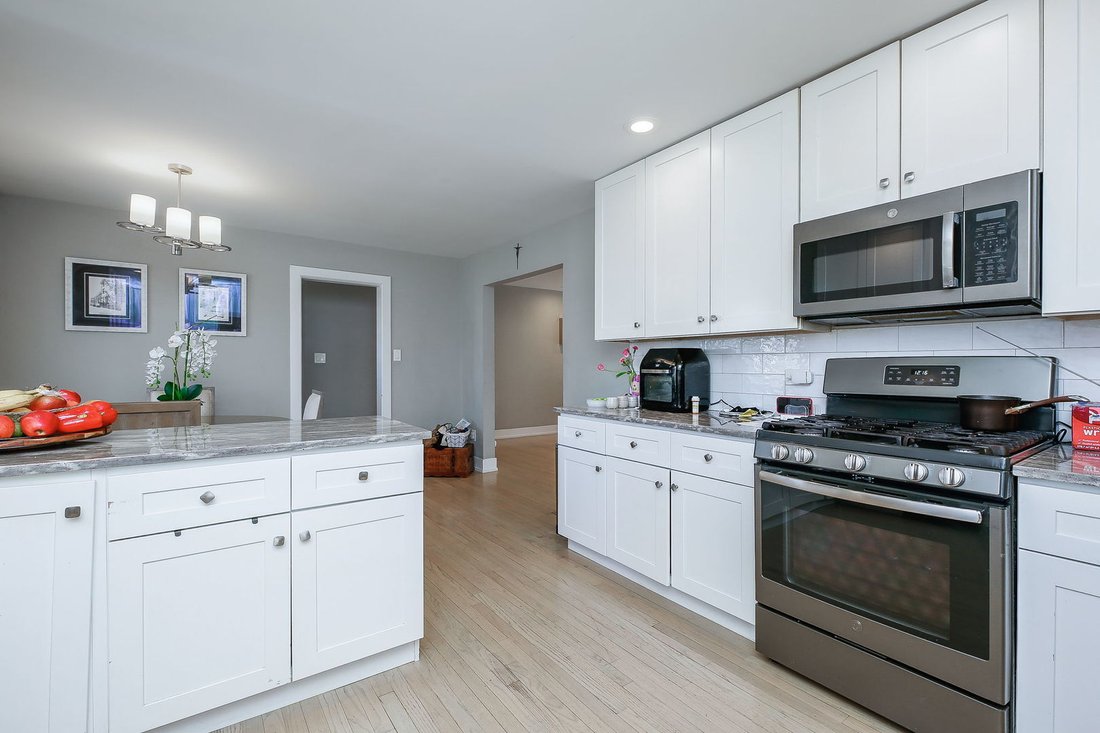 House in Oak Brook, Illinois, United States 4 - 16586570