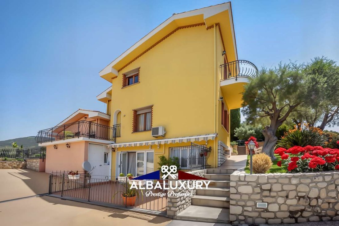 Villa in Bordighera, Liguria, Italy 4 - 16605971