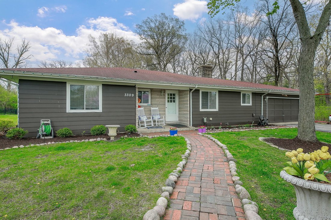 House in Oak Brook, Illinois, United States 2 - 16586570