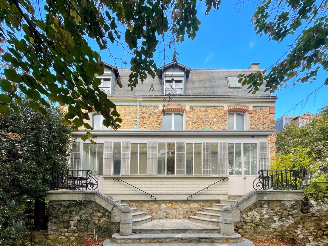 House in Centre Ville-Commerce, Enghien-les-Bains, France 1 - 16582343