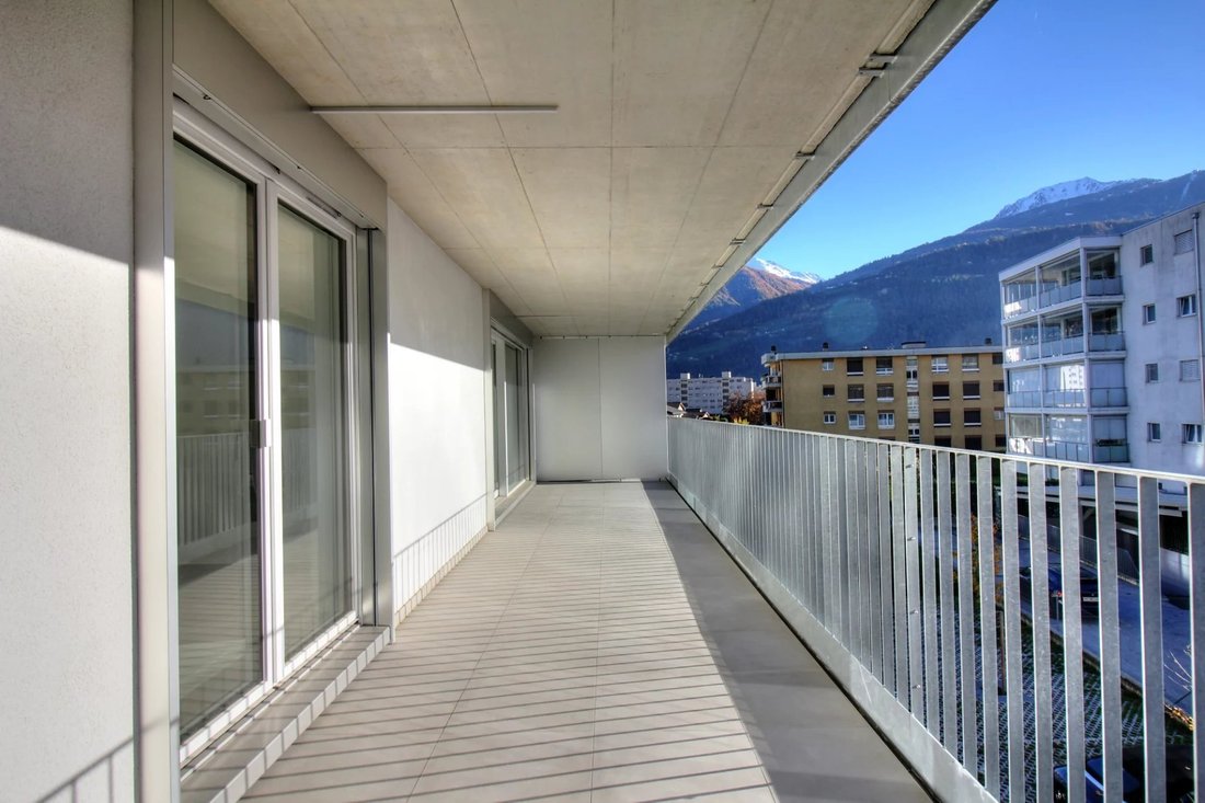 3.5 Room Apartment In Conthey