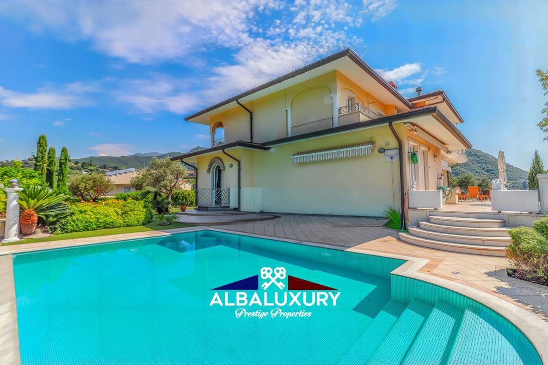 Villa in Roe, Lombardy, Italy 5 - 16605969