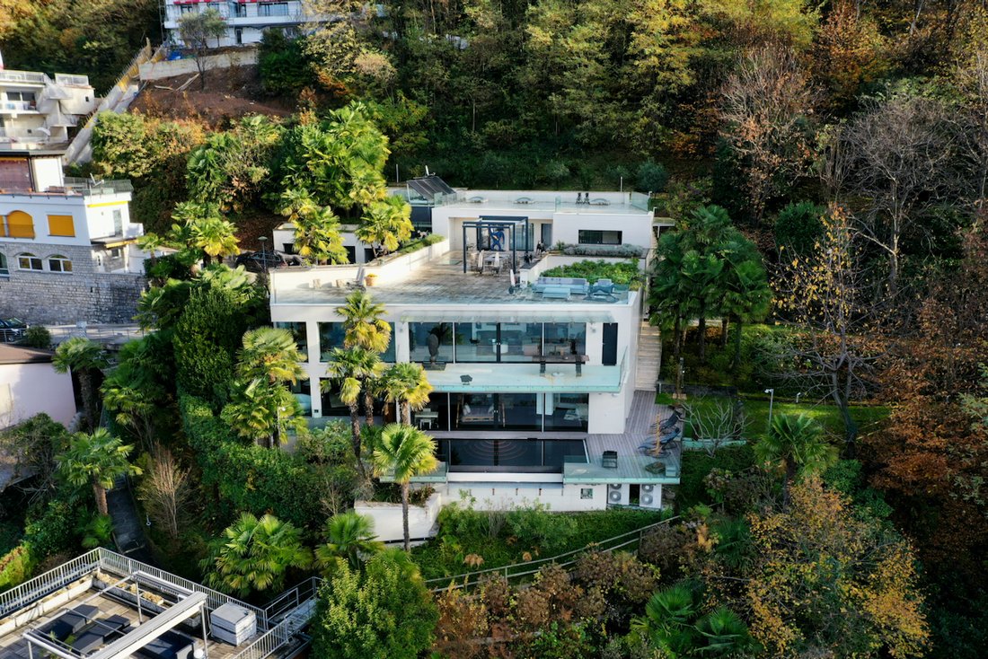 Villa in Collina d'Oro, Ticino, Switzerland 4 - 16583078