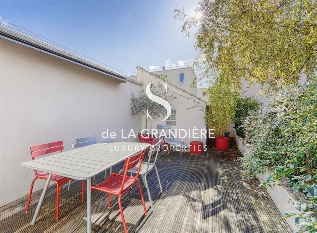 House in Le Petit Pont Amphibie, Issy-les-Moulineaux, France 3 - 16582000