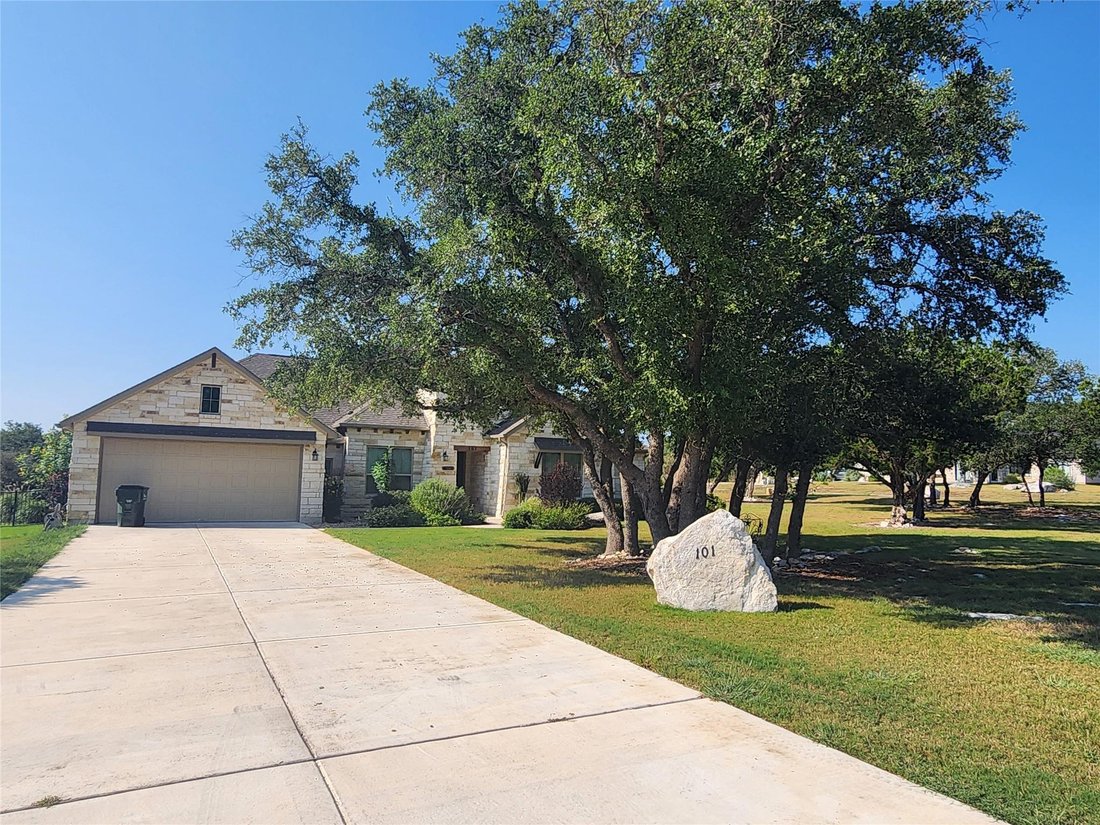 House in Spicewood, Texas, United States 3 - 16589695