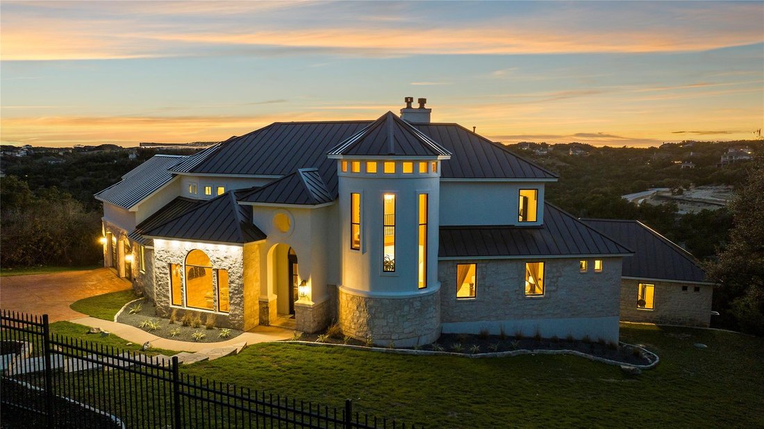 House in Austin, Texas, United States 1 - 16589208