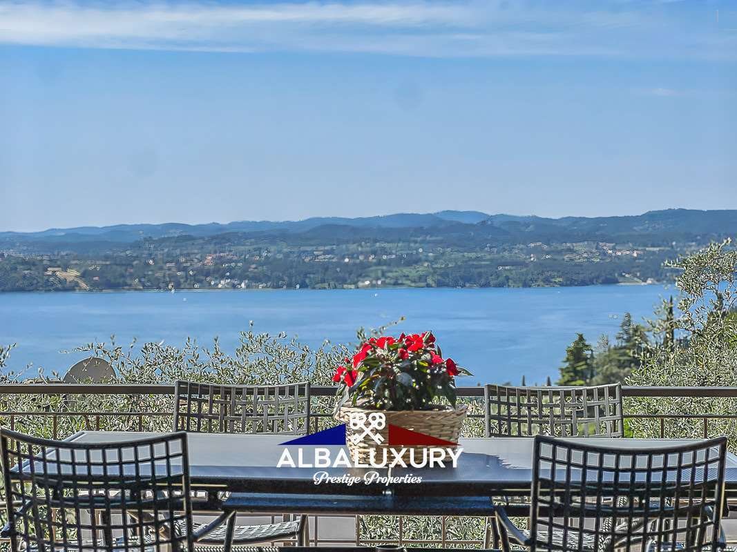 Villa in Gardone Riviera, Lombardy, Italy 4 - 16605967
