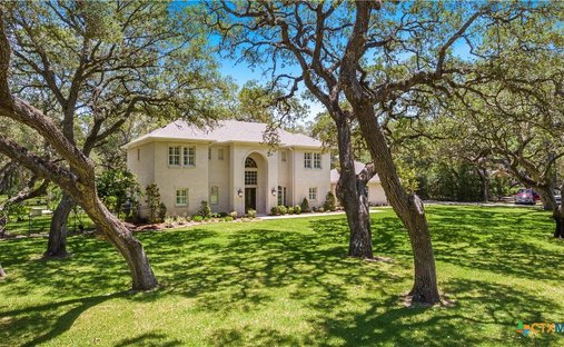 House in Inez, Texas, United States 1