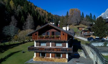 Apartment in San Vito di Cadore, Veneto, Italy 1