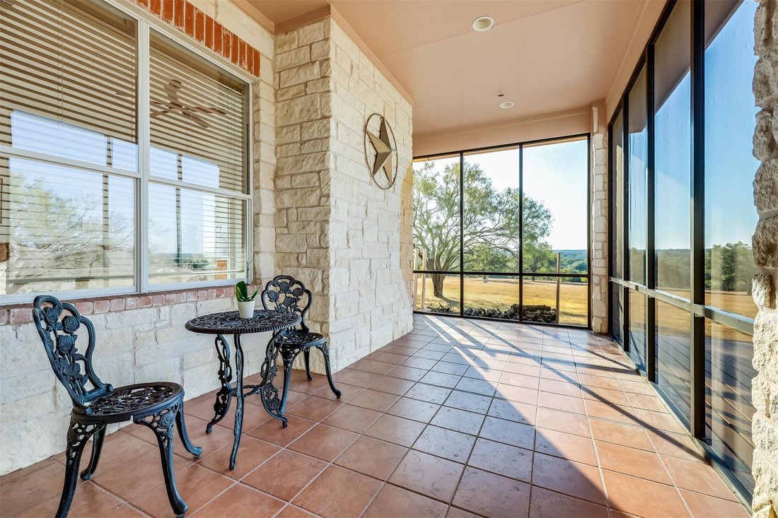 House in Spicewood, Texas, United States 4 - 16591396