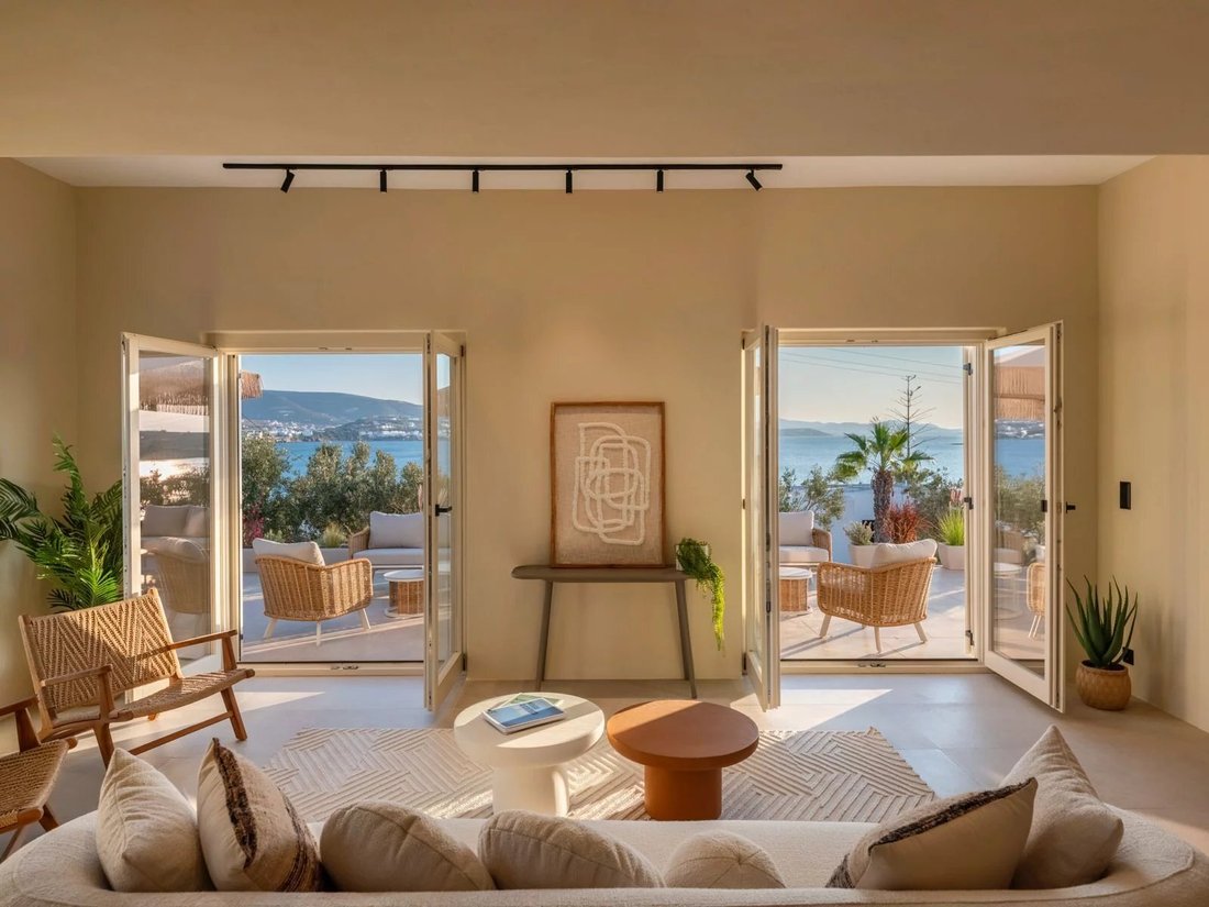 House in Paros, Aegean, Greece 1 - 16602594