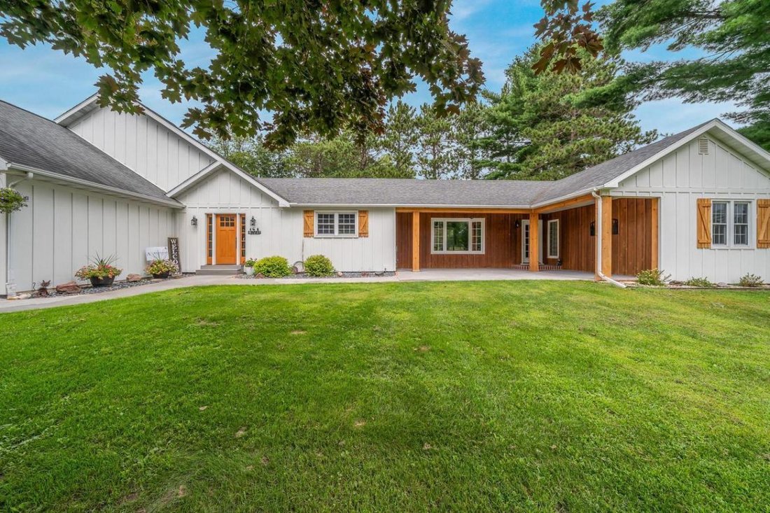 House in 54963, Wisconsin, United States 1 - 16597864