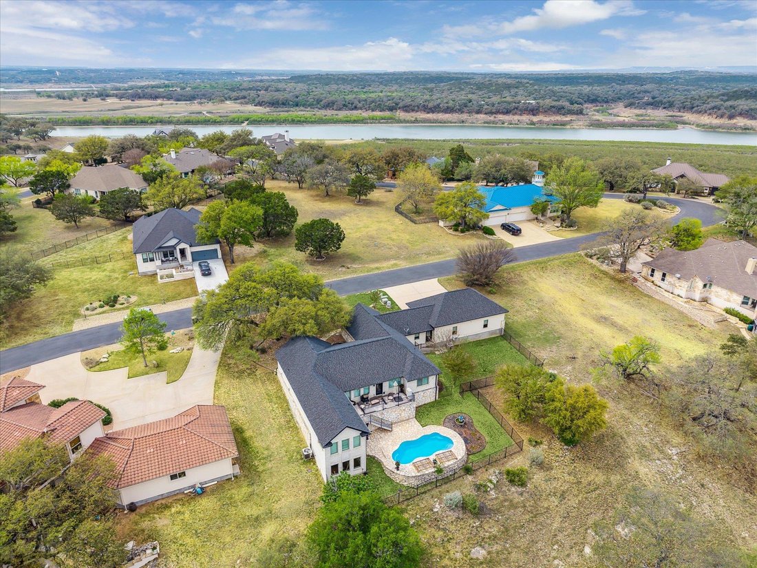 House in Spicewood, Texas, United States 2 - 16591664