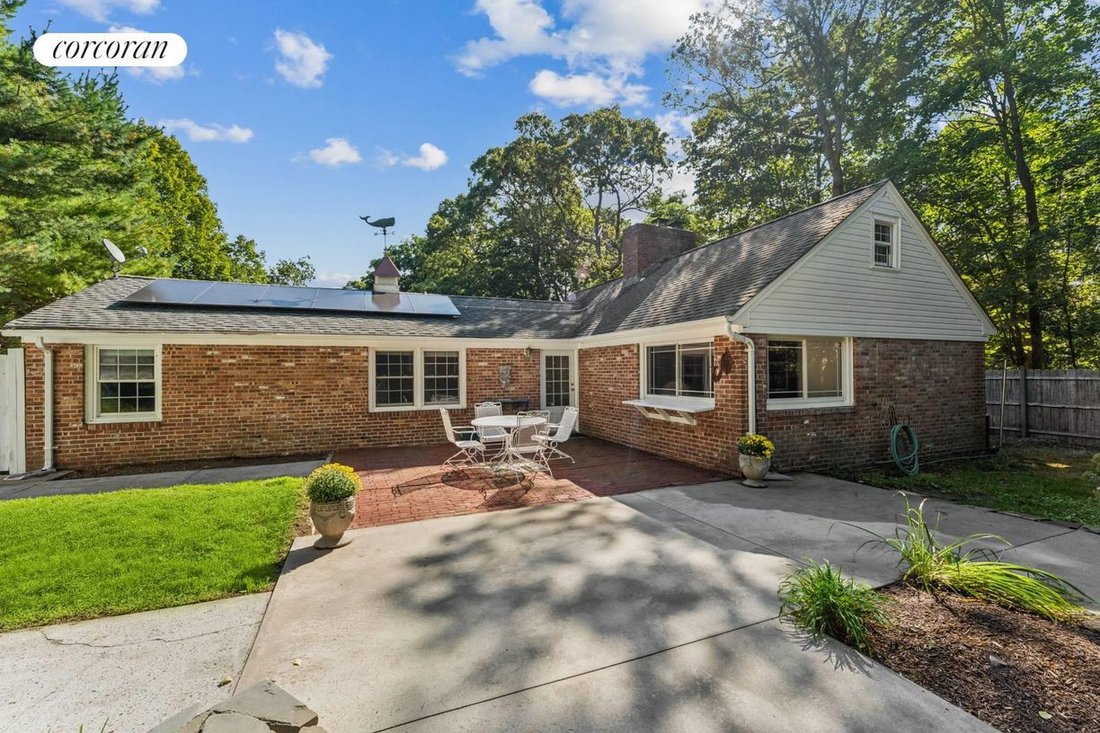 House in Hampton Bays, New York, United States 4 - 16199382
