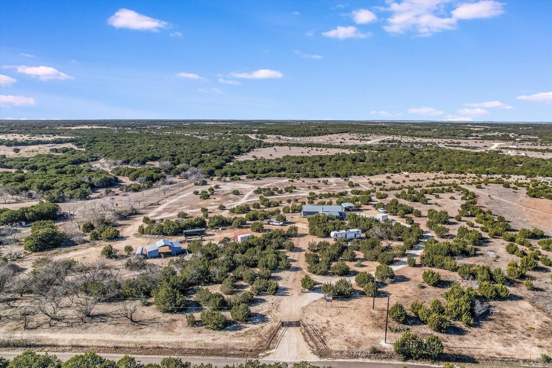 House in Burnet, Texas, United States 1 - 16588966