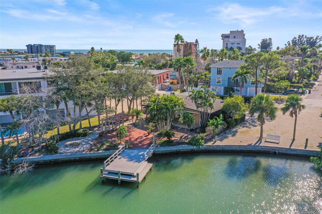 Land in St. Pete Beach, Florida, United States 1 - 16603636