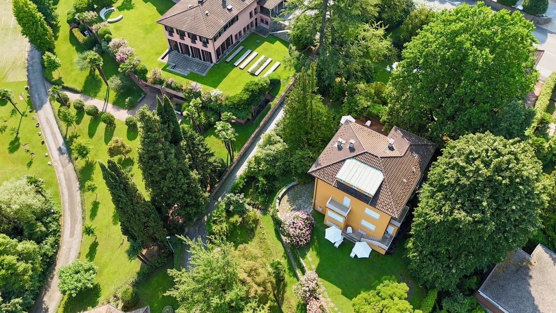 Villa in Sorengo, Ticino, Switzerland 2 - 16583077