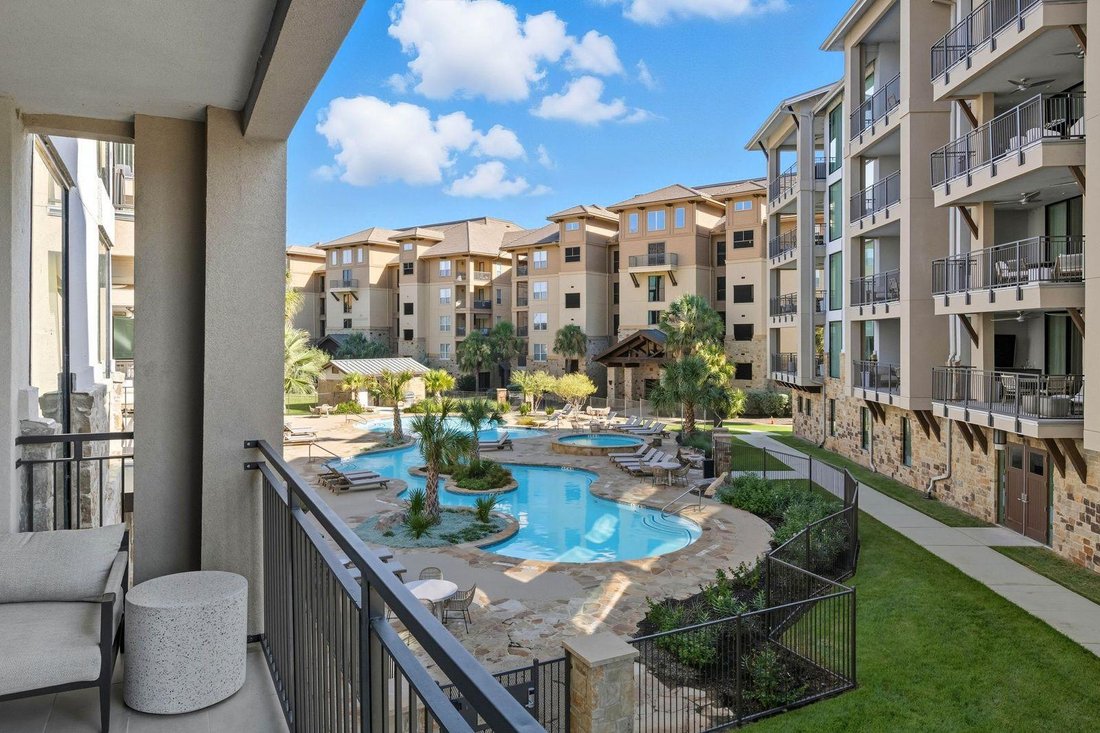 Condo in Horseshoe Bay, Texas, United States 1 - 16591028