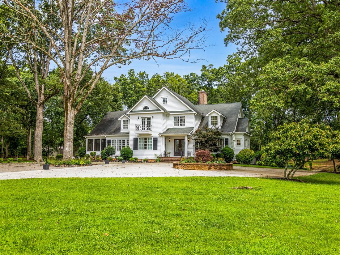 House in Mills River, North Carolina, United States 1 - 16212584