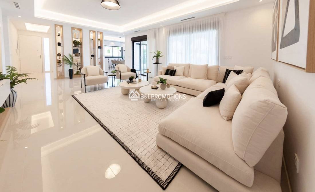 Villa in Torrevieja, Valencian Community, Spain 4 - 16582080