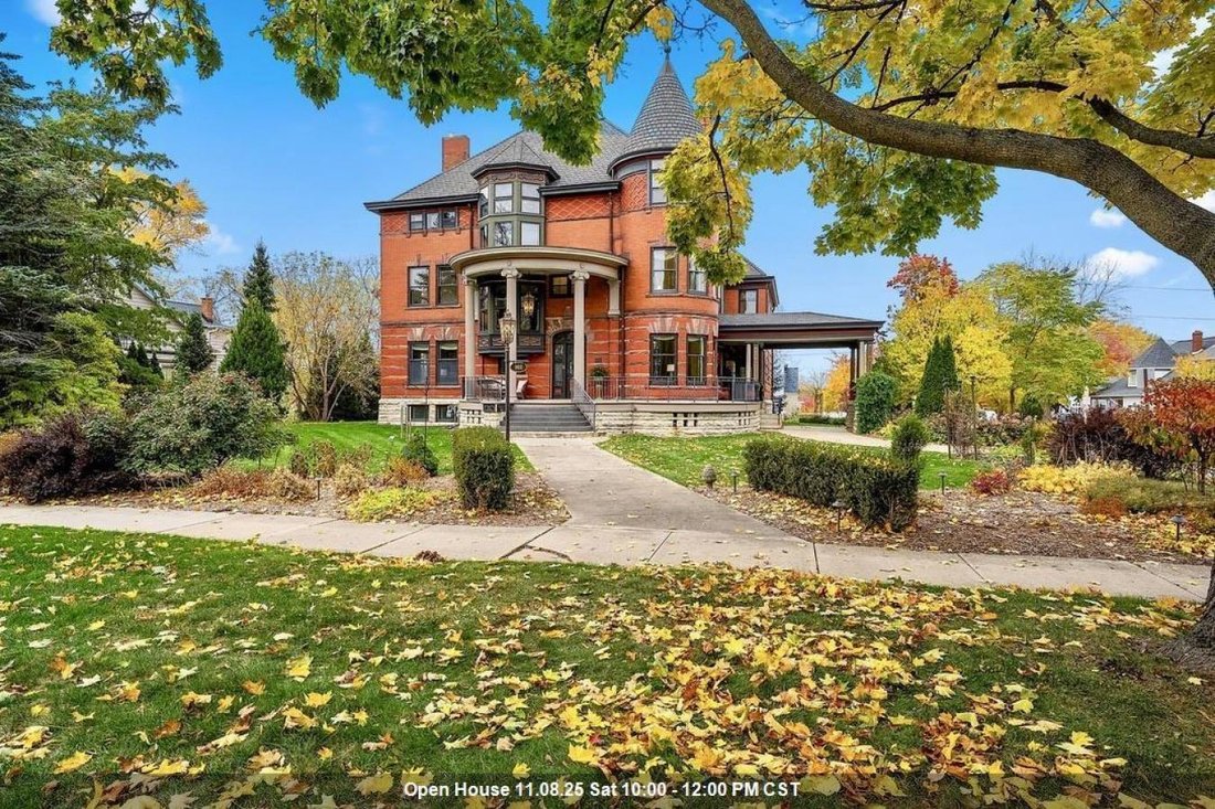 House in Green Bay, Wisconsin, United States 1 - 16604373