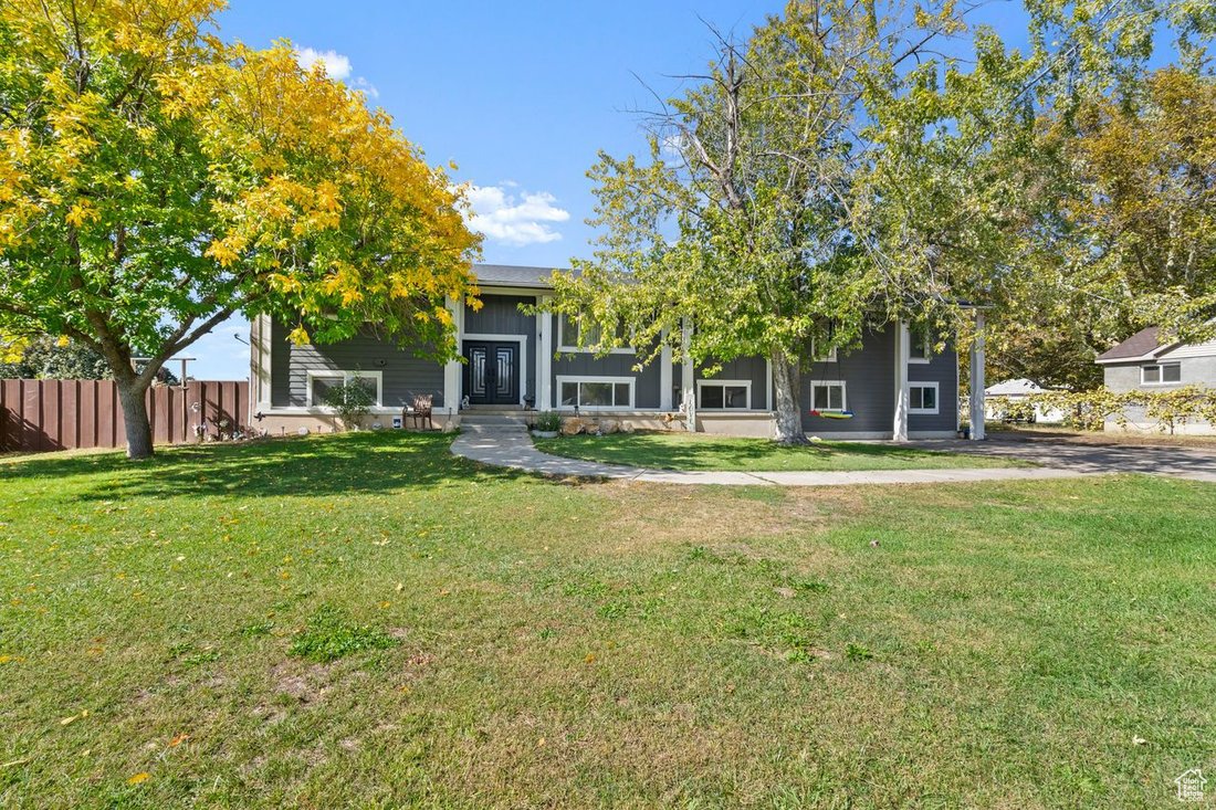 House in Clearfield, Utah, United States 1 - 16592557