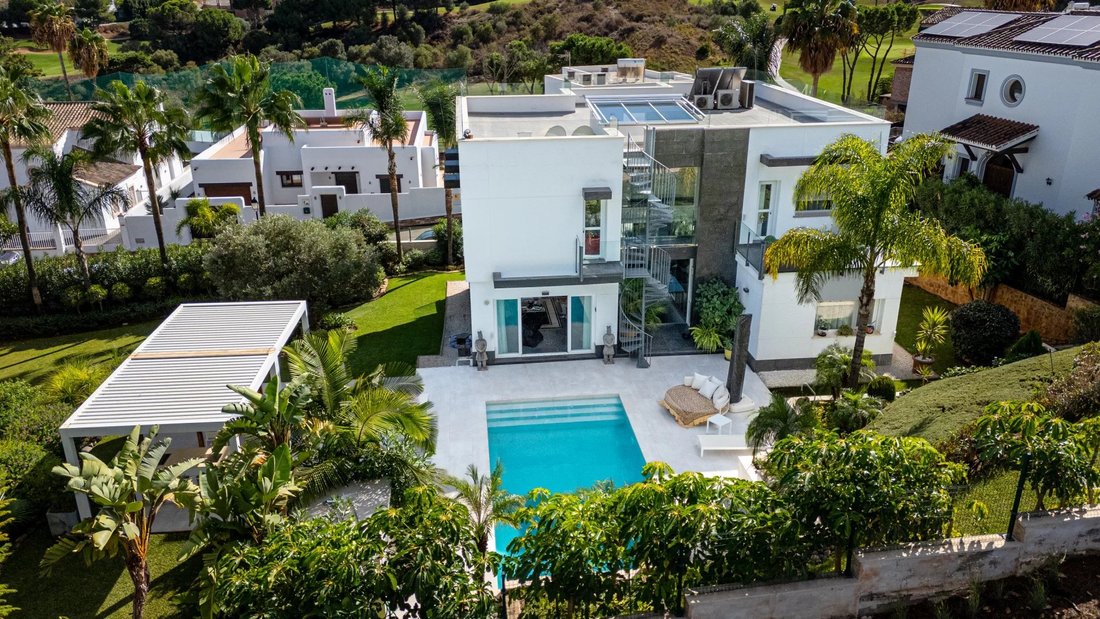 Villa in Marbella, Andalusia, Spain 2 - 16582069