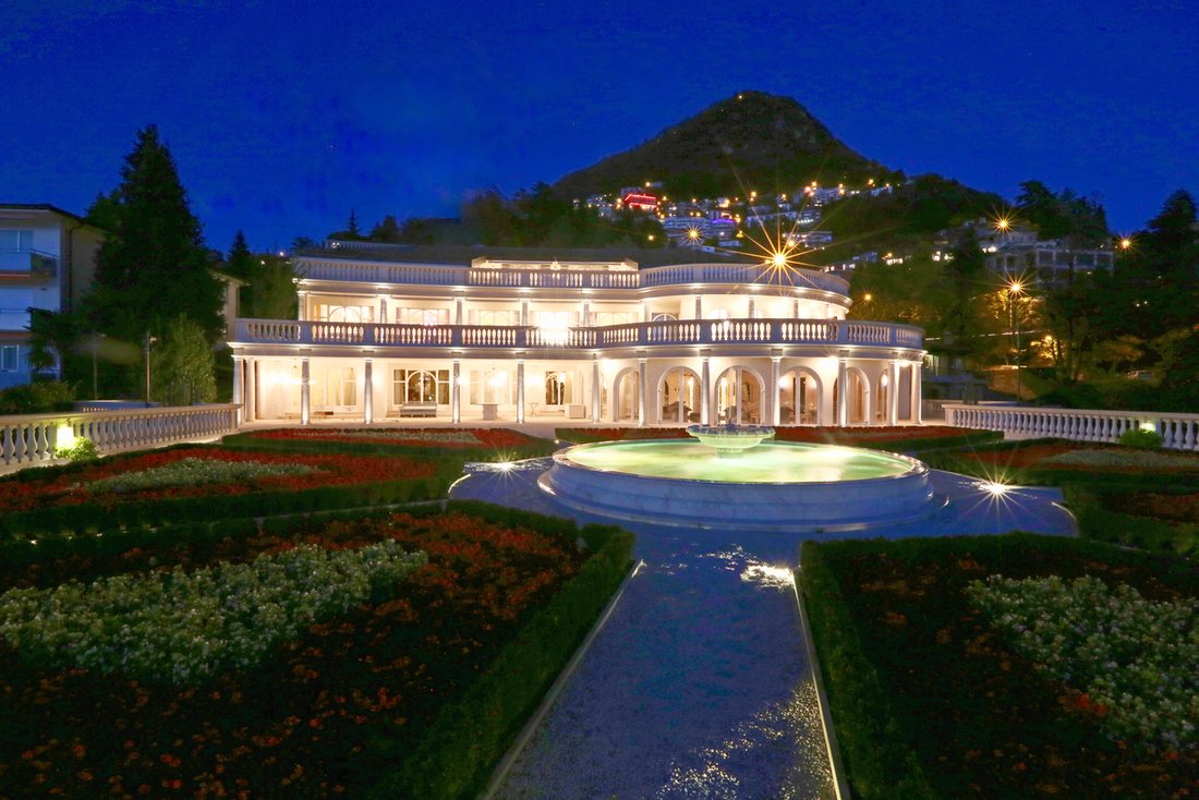 Villa in Lugano, Ticino, Switzerland 1 - 16583095
